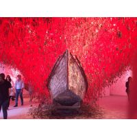 Padiglione Giapponese - Chiharu Shiota - Follow the line